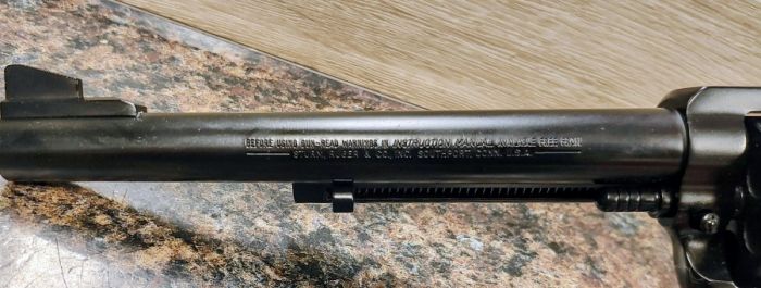 RUGER NEW MODEL SUPER BLACKHAWK 44 MAG