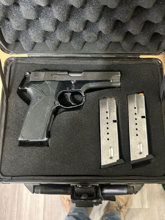 S&amp;W 915