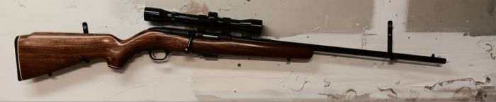 Mossberg Chuckster 640 KA Bolt Action .22 Win Magn