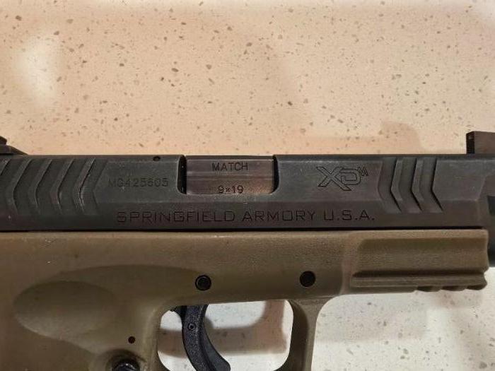 Springfield XDm 9mm 4.5&quot;  Threaded barrel