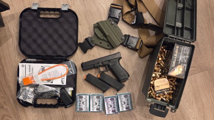 Glock 20 Gen 5 10mm with 700rnds ammo