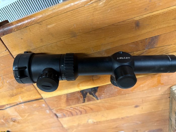 Ospray 1-6x x 24mm AR scope. Illuminated