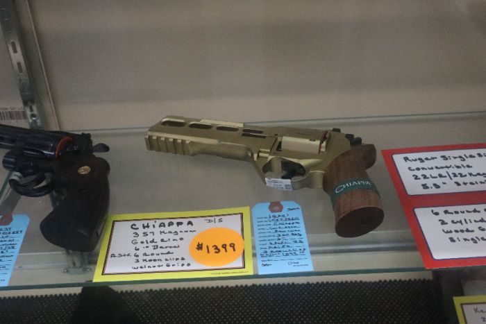 CHIAPP GOLD RHINO, 60DS, 6&quot;B, 357 MAG, D/S, WALNUT