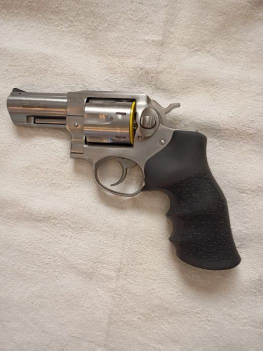 RUGER GP 100 .357 MAGNUM STAINLESS REVOLVER