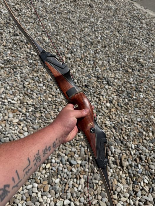 Two Bear takedown recurve bows RH &amp; LH