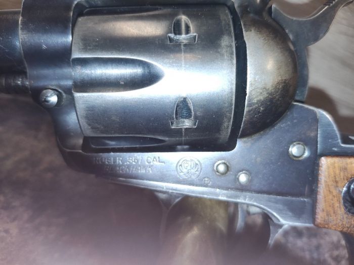 RUGER BLACKHAWK 3 SCREW .357
