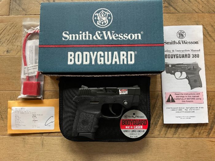 Smith &amp; Wesson Bodyguard .380 with Crimson Laser