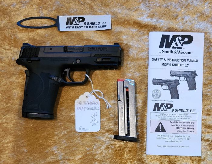 Smith &amp; Wesson Shield EZ 9mm pistol Light Rack
