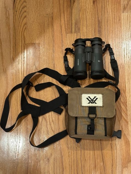 Vortex Razor HD 10x42 Binoculars (like new)