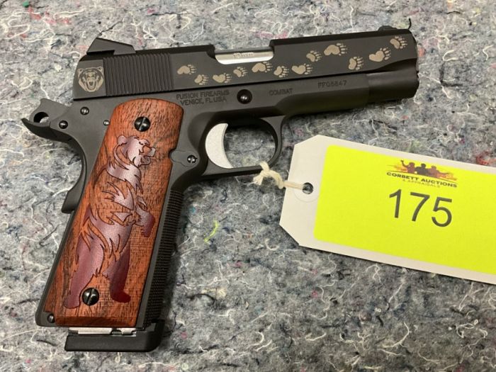Fusion Firearms Combat Cal. 10MM W/ 2x Mags