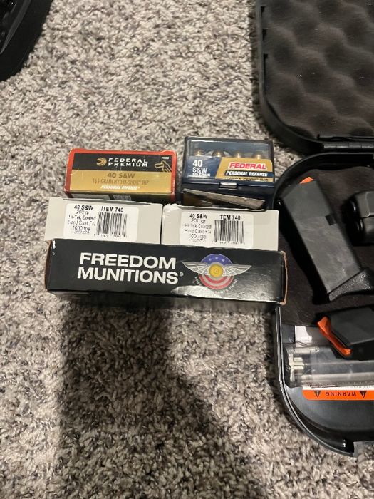WILL TRADE 700 Rd of .40 cal + CASH FOR HANDGUN