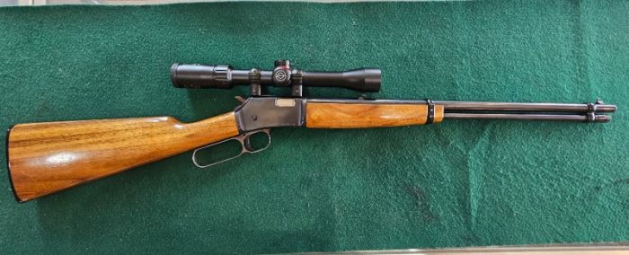 Browning BL 22 22S,L,LR LEVER ACTION RIFLE W/SCOPE