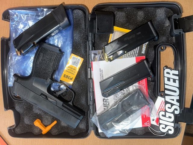 New Sig Sauer P365 XL with Extra 17rds Mag