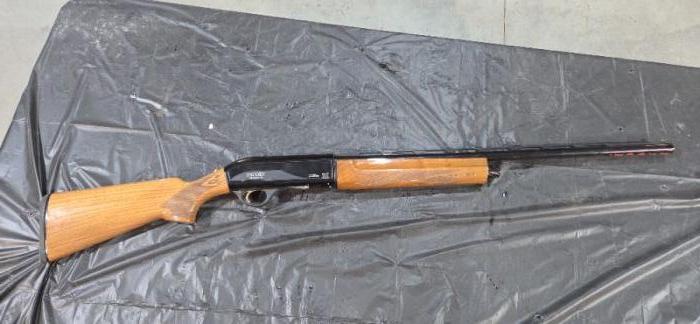Left Hand 12 ga semi auto shotgun, Escort Supreme 