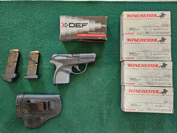 TAURUS SPECTRUM 380ACP PISTOL W/2 MAGS &amp; AMMO