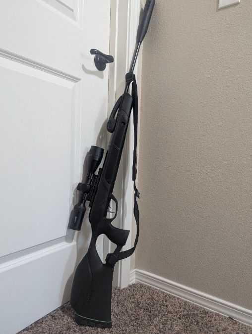 Gamo Swarm magnum airgun 22 cal with Hawke scope