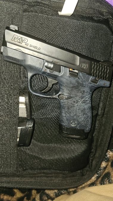 M&amp;p shield .40 S&amp;W