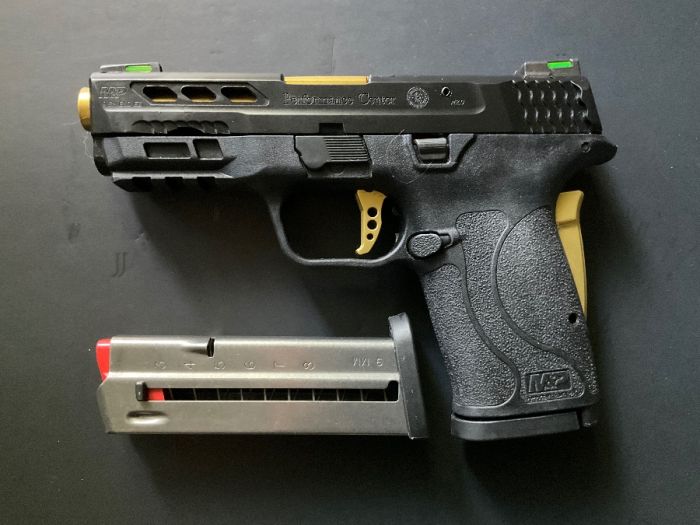 S&amp;W MP 9 Shield EZ Performance Center