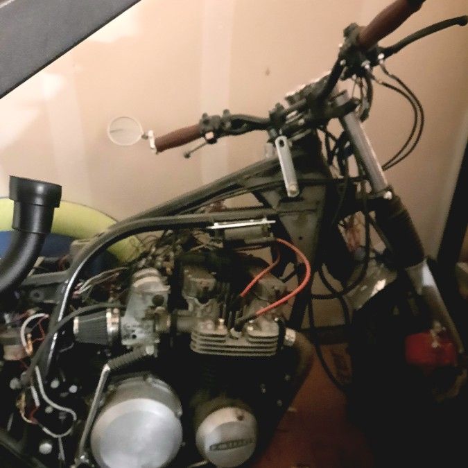 $100. Motorcycle Project:1977 Kawasaki 650 