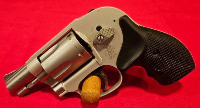 SMITH &amp; WESSON 638-3 38 SPL CON-197