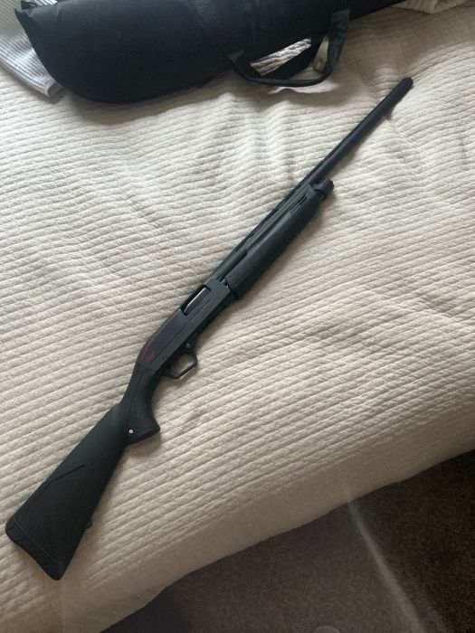 Winchester sxp pump shotgun 12 gauge