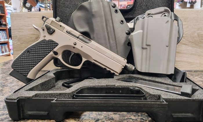 CZ  CZ-75 SP-01 9MM THREADED BARREL