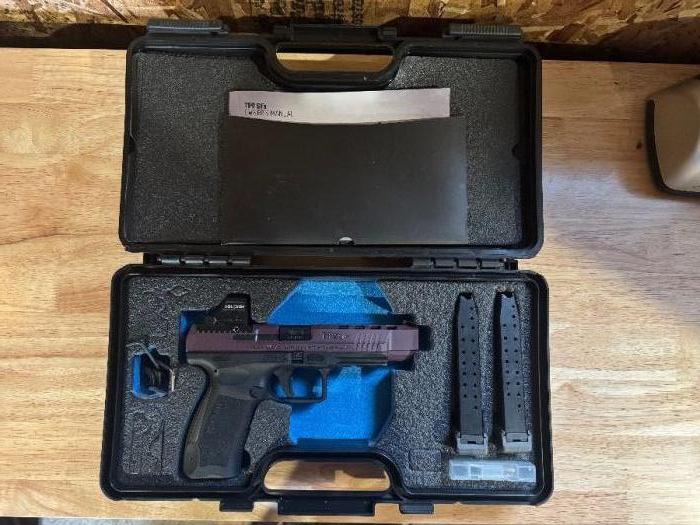 SMITH &amp; WESSON 29 44 MAG FOUR SCREW P-22491