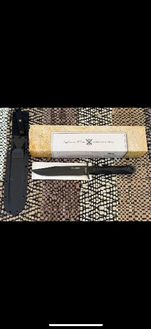 K-BAR Commando knife 