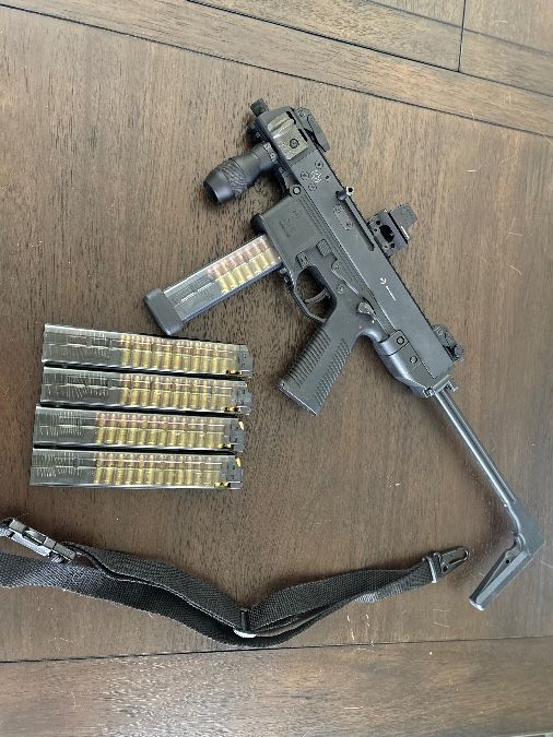 B&amp;T GHM9C w/ Holosun EPS and 5 Magazines