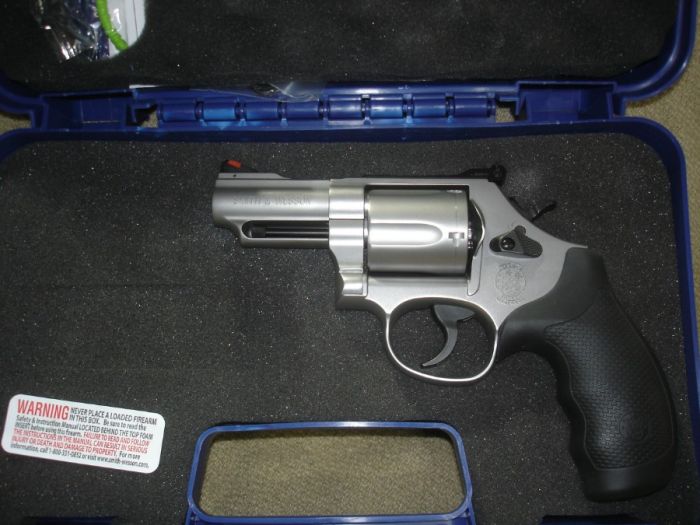 Smith And Wesson 44 Magnum MODEL 69
