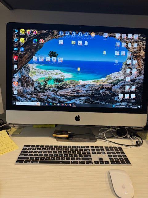 Apple iMac 27&quot; Desktop Air-In-One Computer