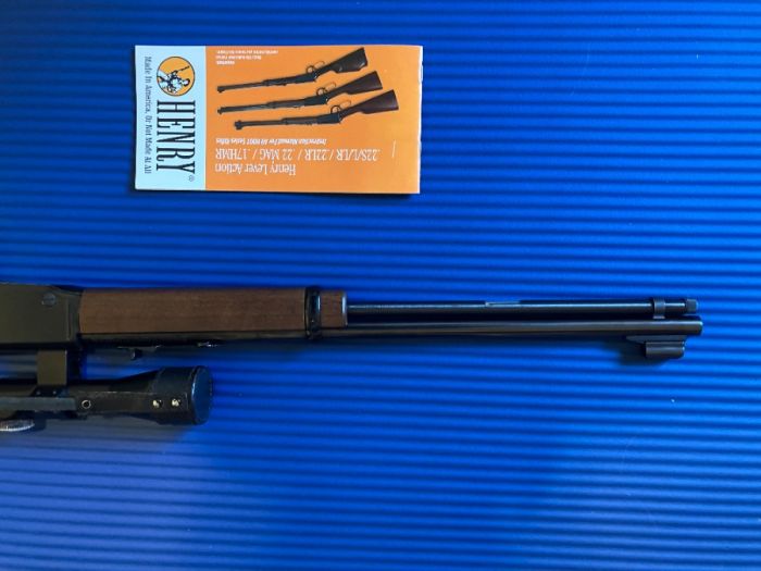  Henry Repeating Arms Classic Lever Action .22