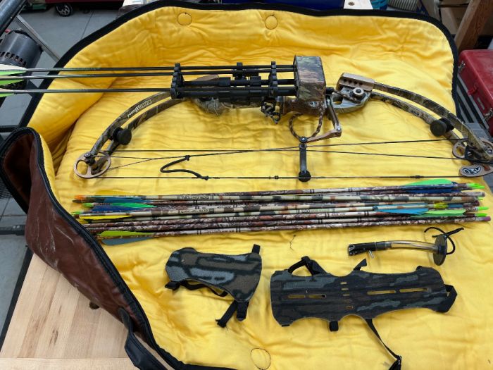 Fred Bear Epic Xtreme Compound Bow