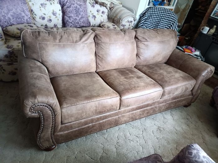 Couch (in basically new condition)