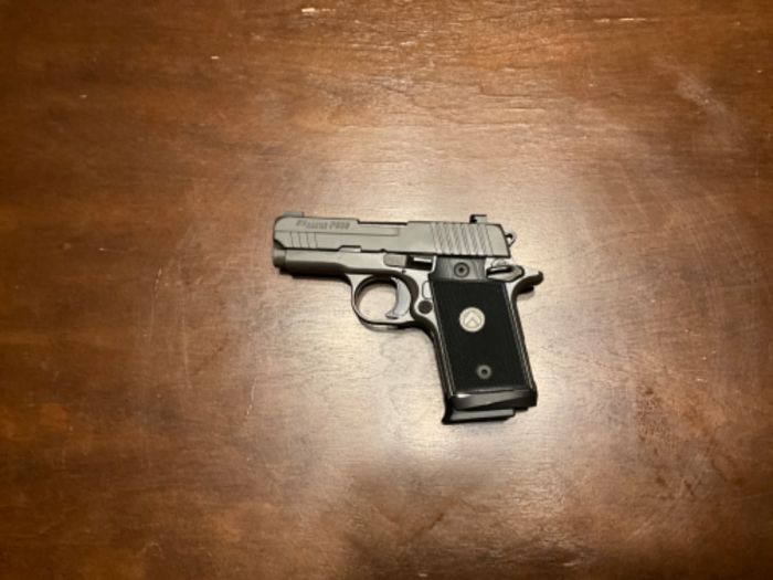 Sig Sauer P938 Legion (9MM)