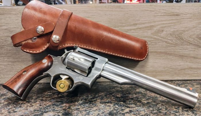 RUGER REDHAWK 44 MAGNUM
