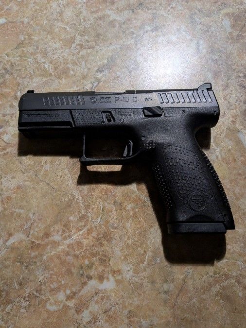 CZ P10C 