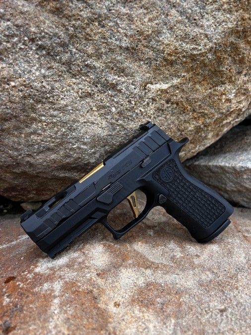Sig Sauer P320 Carry XSeries Custom Works Spectre 