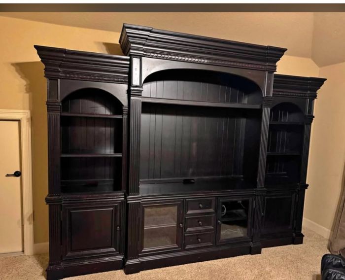 Entertainment center (4 piece)