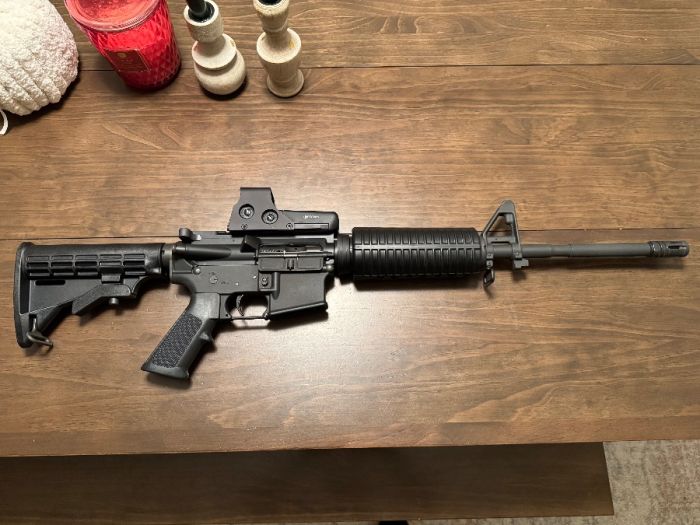 DPMS AR15 .223 5.56 AR-15 Rifle Eotech Sight 
