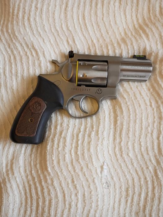 RUGER GP 100 .357 MAGNUM REVOLVER