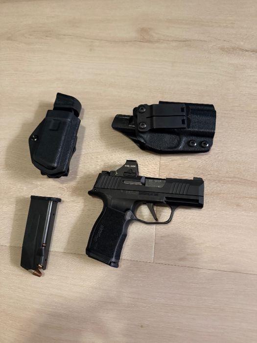 Sig Sauer P365X 9mm with Holosun Red Dot