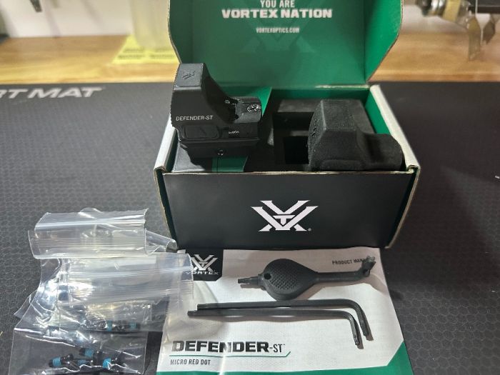 Vortex Defender ST Red Dot - 6MOA