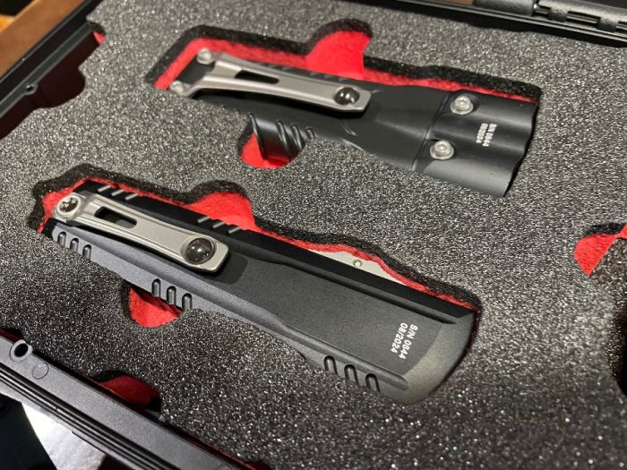 Microtech Surefire Stiletto Luminary Box Set BNIB 