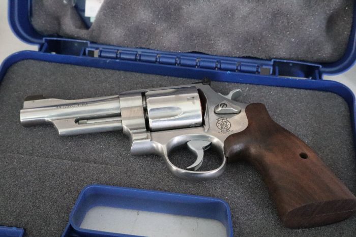 S&W LIP EXC 629 MTN GUN, 44MAG/SPL, 4"1PC, 6R, D/S