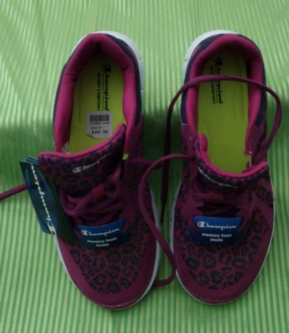 Champion Memory Foam Women’s Athletic Sneakers NWT